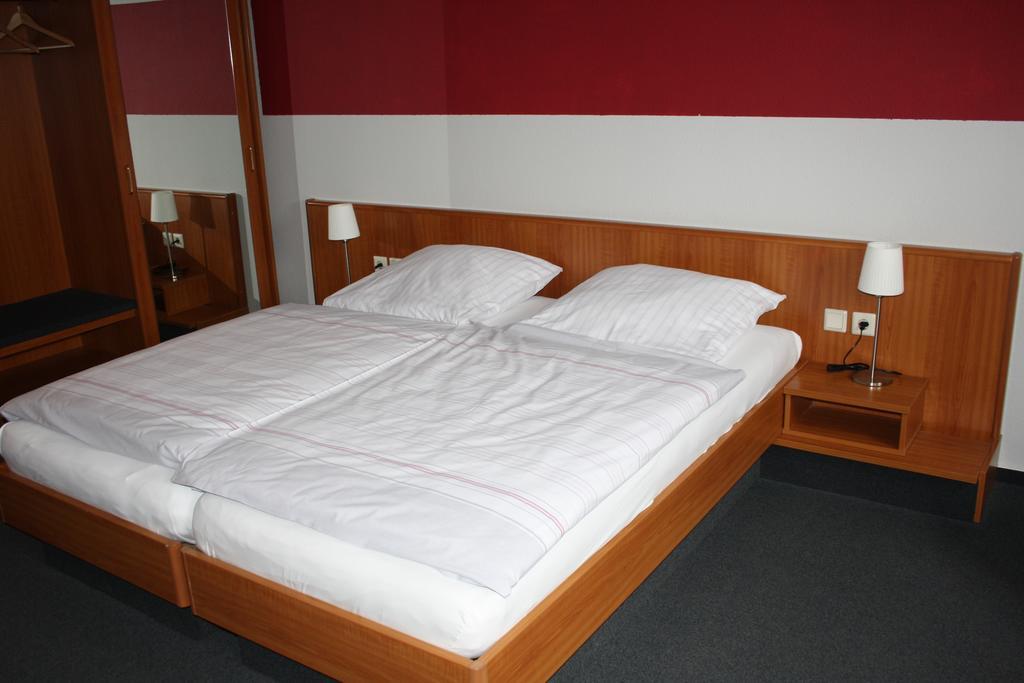 Energie17 Hotell Sarstedt Rom bilde